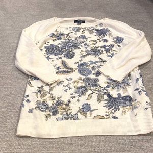 Chaps floral print sweater. Blue floral pattern. Size petite medium